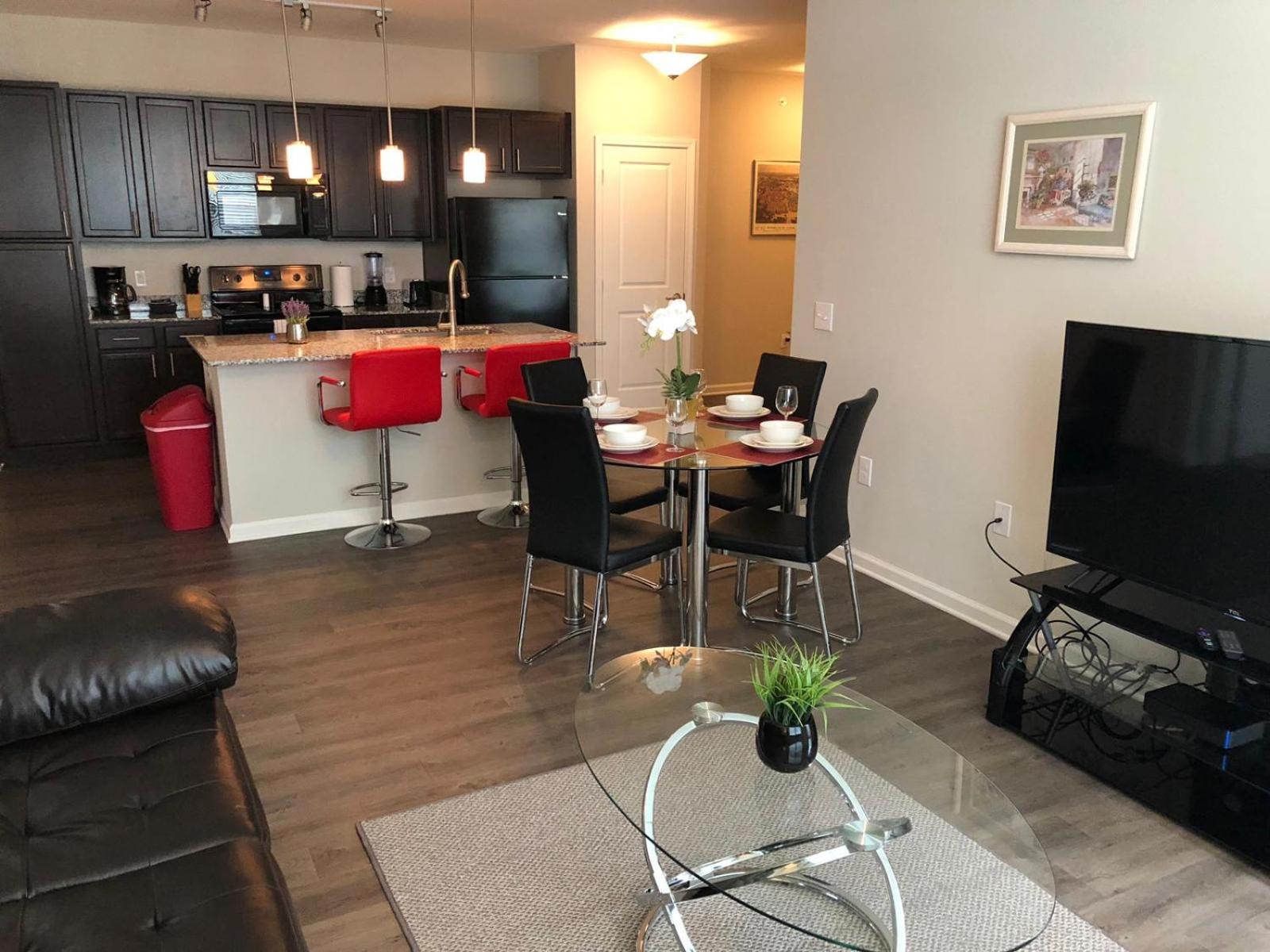 Spacious Furnished Resort Style Apartments Tomball Room photo